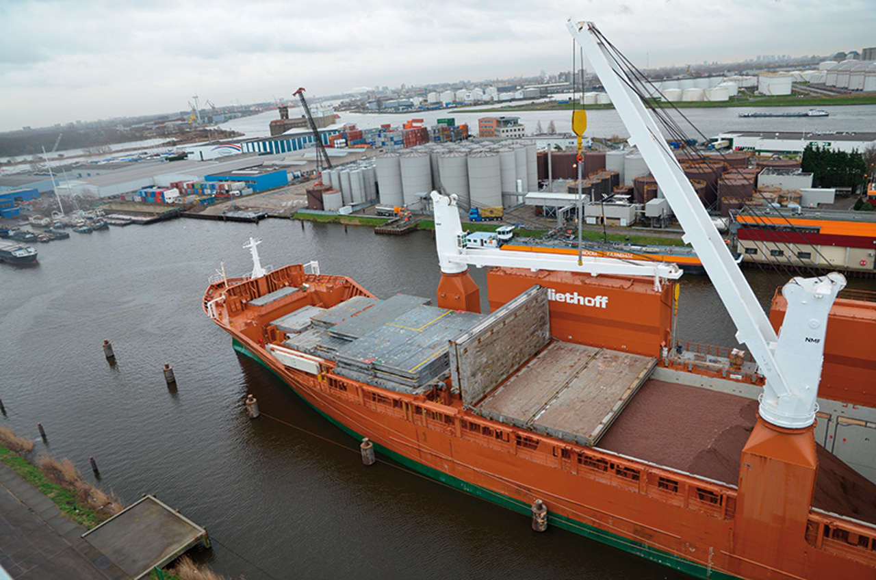 Spliethoff PS-type | Spliethoff - Worldwide ocean transport Solid between every shore